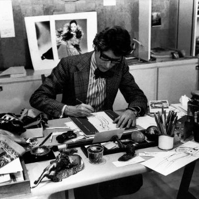 jl-paris-exposition-yves-saint-laurent-yves-guy-marineau-carre jl-paris-exposition-yves-saint-laurent-yves-guy-marineau-carre